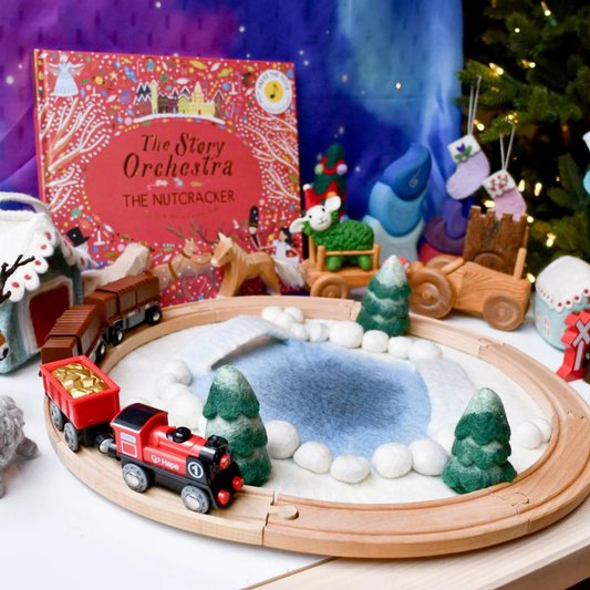 Tara Treasure | 羊毛氈手工玩具-雪地溜冰場遊戲墊