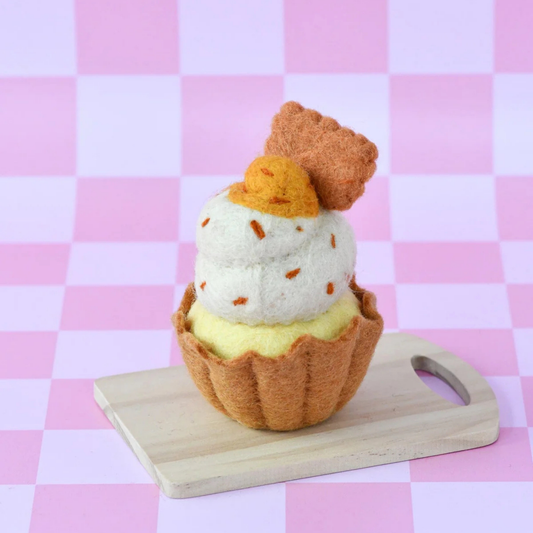 Tara Treasure | 羊毛氈手工玩具-Biscoff焦糖餅乾杯子蛋糕