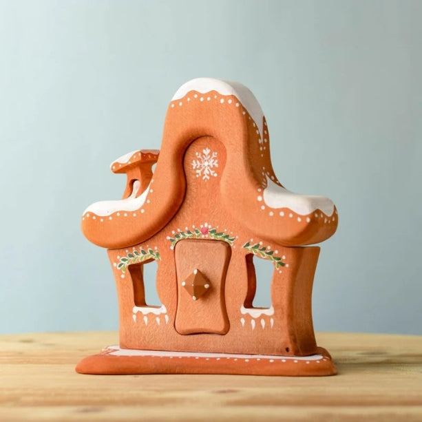 Bumbu Toys | 羅馬尼亞場景與動物木玩- 雪景中的薑餅屋