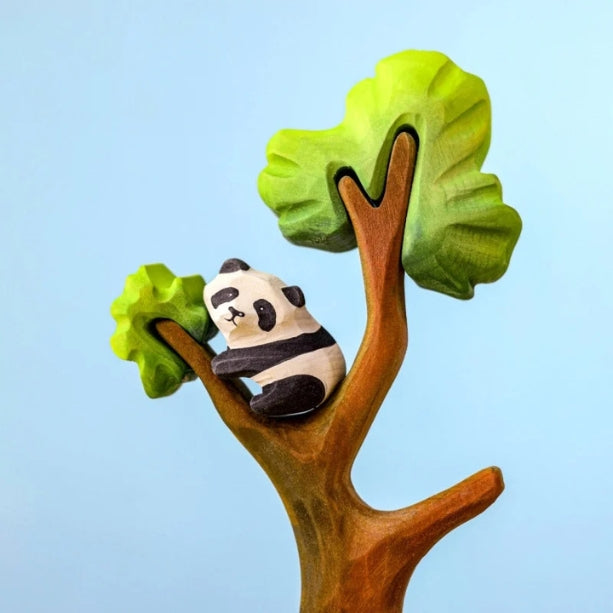 Bumbu Toys | 羅馬尼亞場景與動物木玩-熊貓家族與樹木組