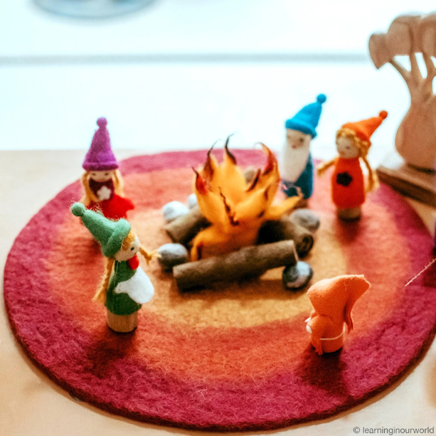 Tara Treasure | 羊毛氈手工玩具-營火遊戲墊
