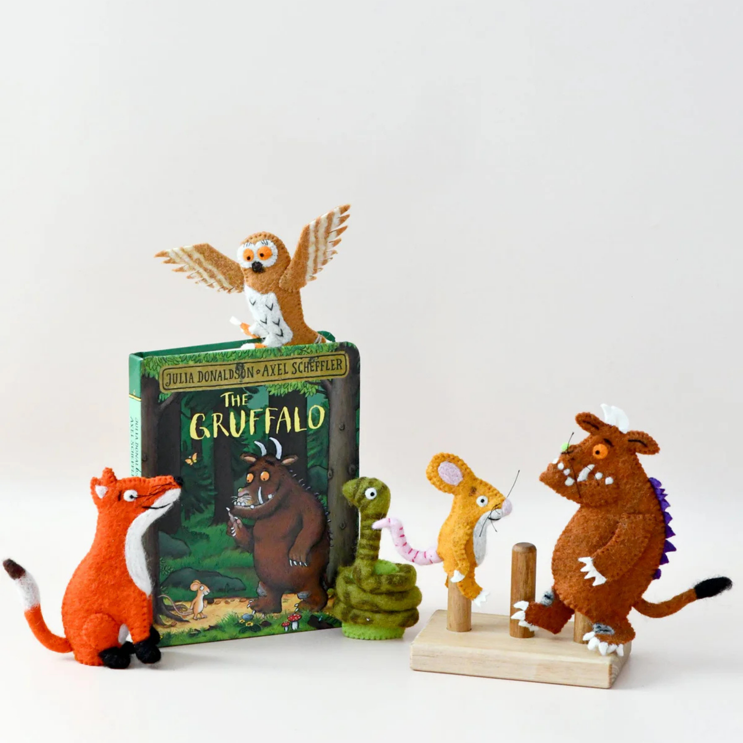 Tara Treasures | 古飛樂(The Gruffalo)手指偶組